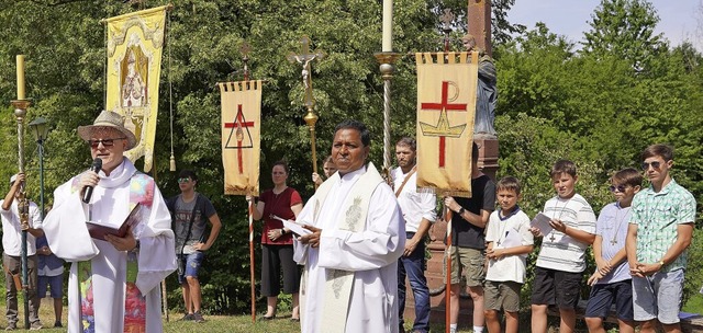 Das gemeinsame Beten und Singen vor de...llte den Abschluss der Prozession dar.  | Foto: Jrgen Schweizer