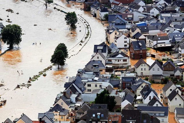 Heftige Regenflle und Dauerregen habe...omplett von den Wassermassen geflutet.  | Foto: Christoph Hardt via www.imago-images.de