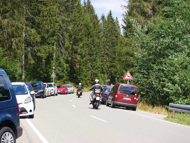 Die Parksituation am Windgfllweiher ist schon lnger ein Streitthema.  | Foto: Eva Korinth