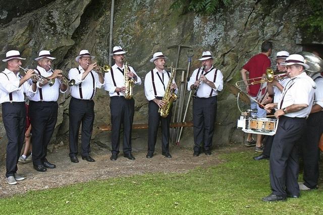 Fanfarenzug Zell zu Gast beim Basel Tattoo