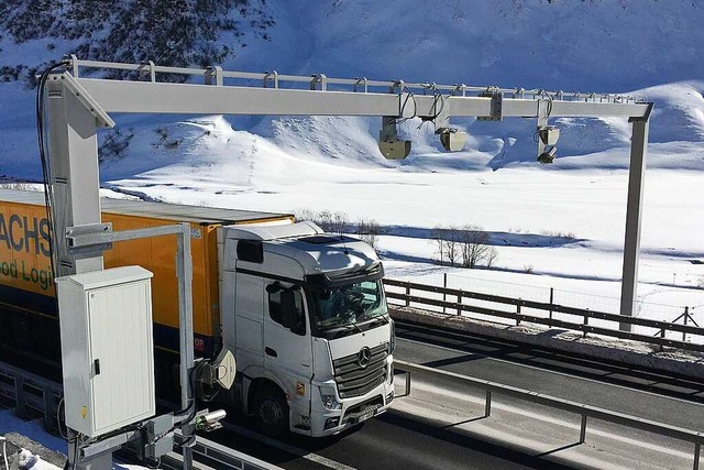 Das Thermoportal hilft, berhitzte Lkw  aus dem Verkehr zu ziehen.  | Foto: Sick AG