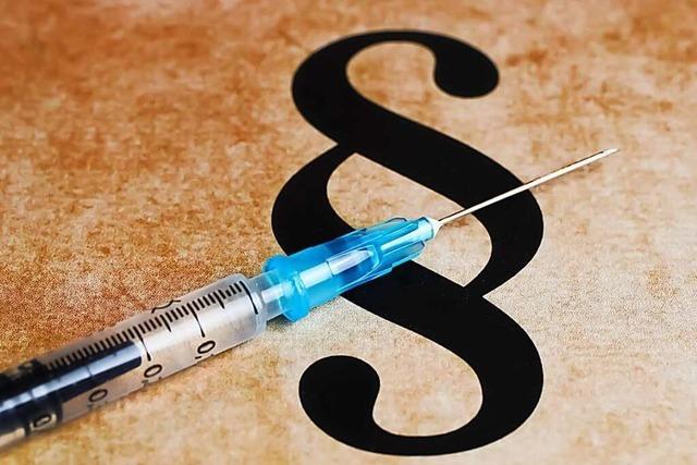 Jura-Professor gibt Klagen wegen mglicher Corona-Impfschden sehr geringe Chancen