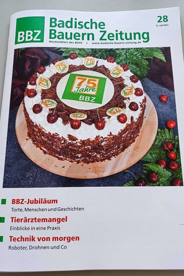 Torte zum Jubilum: Das Titelbild der ... Ausgabe der Badischen Bauern Zeitung.  | Foto: hoss