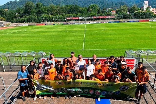 Jugendliche Fußballer aus Taiwan zwei Wochen zu Gast in der Region Freiburg