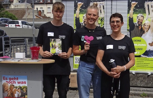 Geschftsfhrerin Ellen Wagner (rechts...Brse der Agentur fr Arbeit Offenburg  | Foto: Katrin Wien