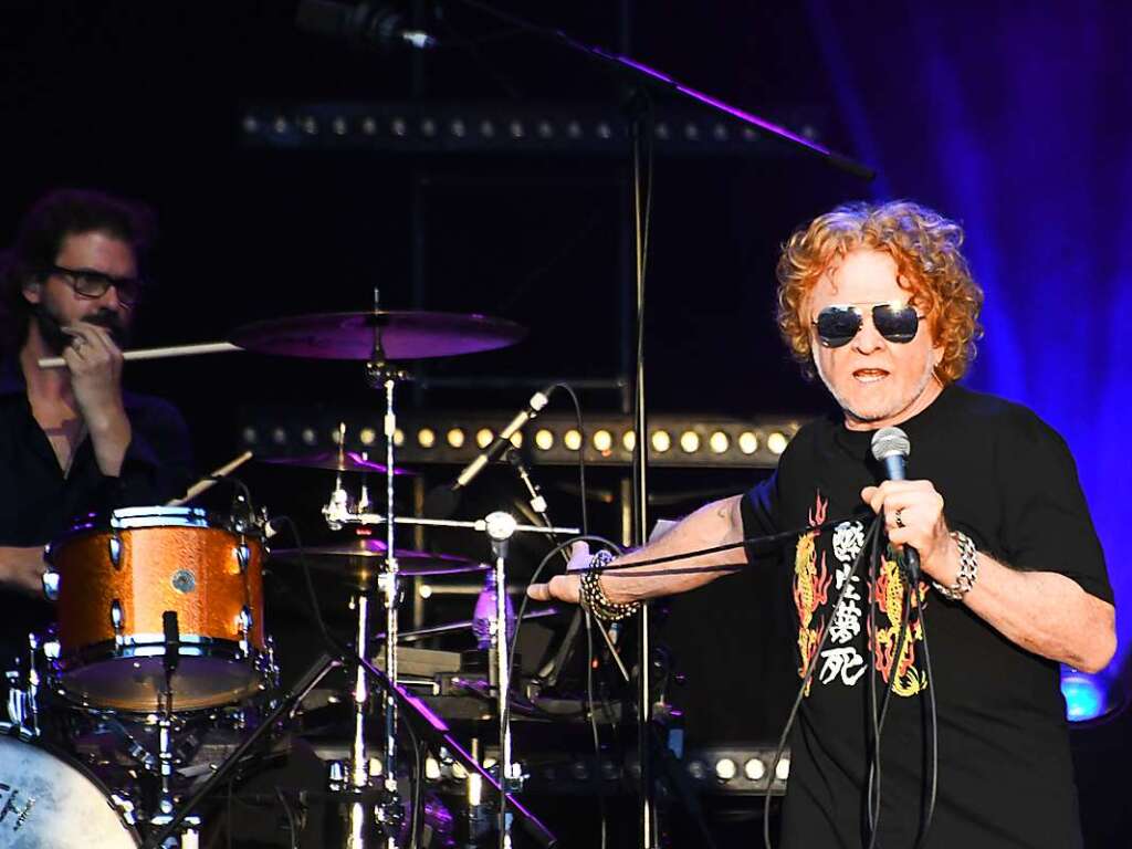 Simply Red und ClockClock rockten den Alten Marktplatz in Lrrach.