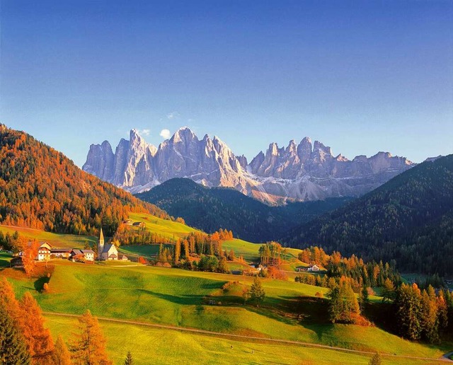 Zeigen im Herbst ein traumhaftes Farbenspiel: die Sdtiroler Alpenzge  | Foto: Clemens Zahn
