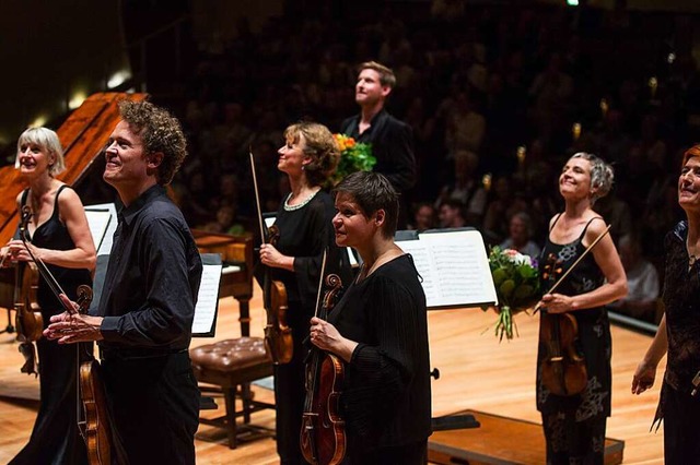 Mit Zuversicht und Schwung: Gottfried ...itglieder in der Berliner Philharmonie  | Foto: IGOR STUDIO