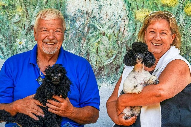 Stefan und Heike Brombacher sind stolz auf den Pudelplatz.  | Foto: Paul Eischet