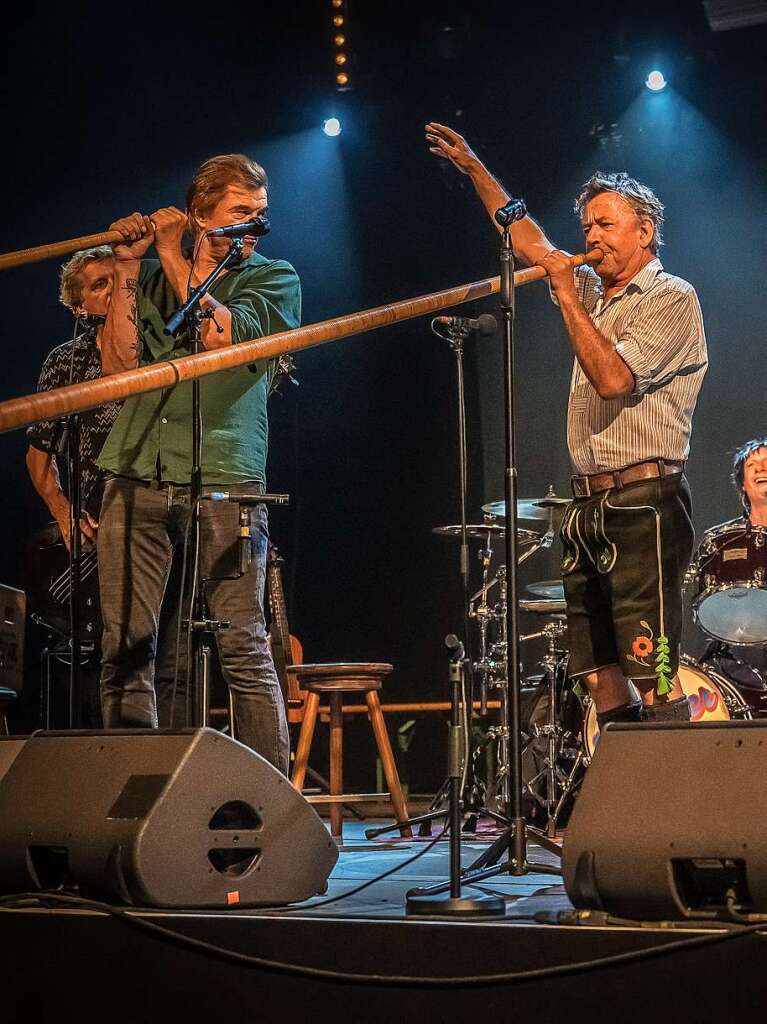 Ein unvergesslicher Abend mit einem Haufen Gaudi: Die Toten Hosen mit Gerhard Polt und den Well-Brdern.