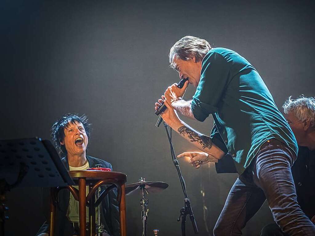 Ein unvergesslicher Abend mit einem Haufen Gaudi: Die Toten Hosen mit Gerhard Polt und den Well-Brdern.