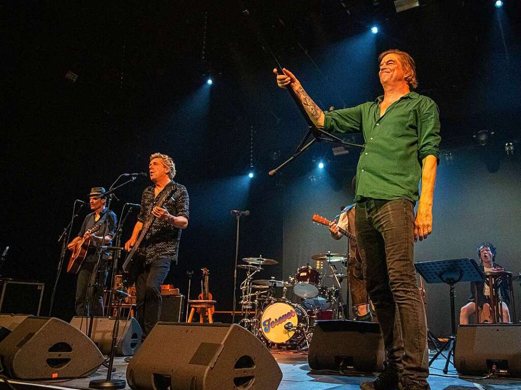 Ein unvergesslicher Abend mit einem Haufen Gaudi: Die Toten Hosen mit Gerhard Polt und den Well-Brdern.