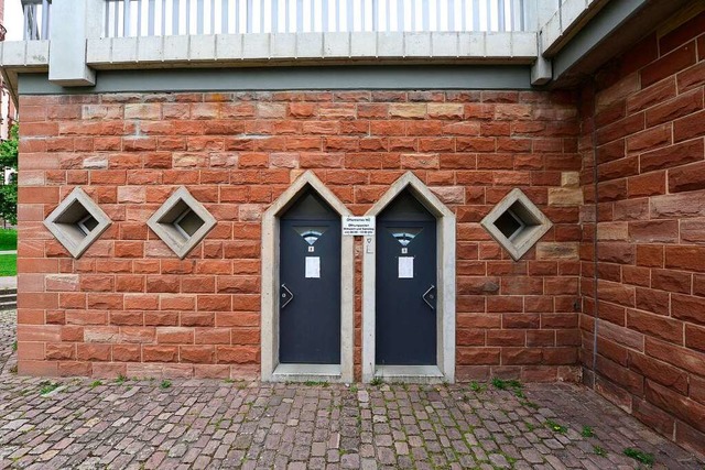 Die Toilette befindet sich unter der Stadtbahnbrcke.  | Foto: Ingo Schneider