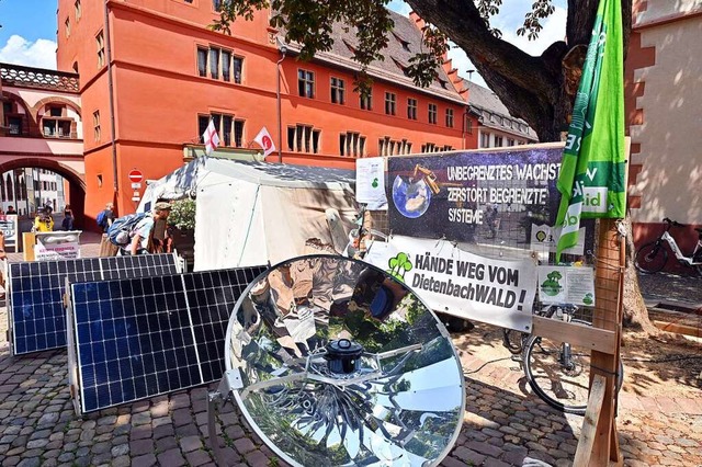 Das Klimacamp auf dem Freiburger Rathausplatz  | Foto: Thomas Kunz