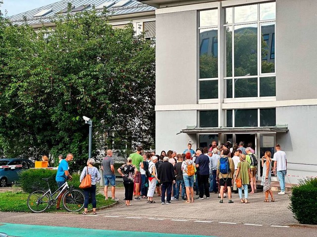 Aufgrund des Andrangs an Mitstreitern ... in den Saal des Landgerichts verlegt.  | Foto: Helmut Seller