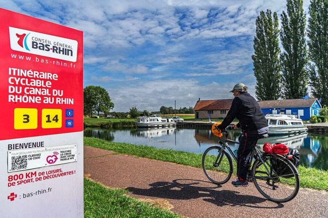 Im Elsass lsst sich gut und auf vielen Wegen Fahrrad fahren.  | Foto: teli