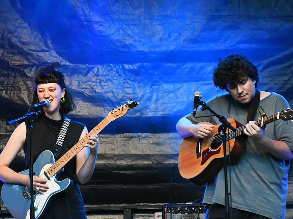 Dekker und Lost in Lona bei Stimmen im Wenkenpark Riehen.