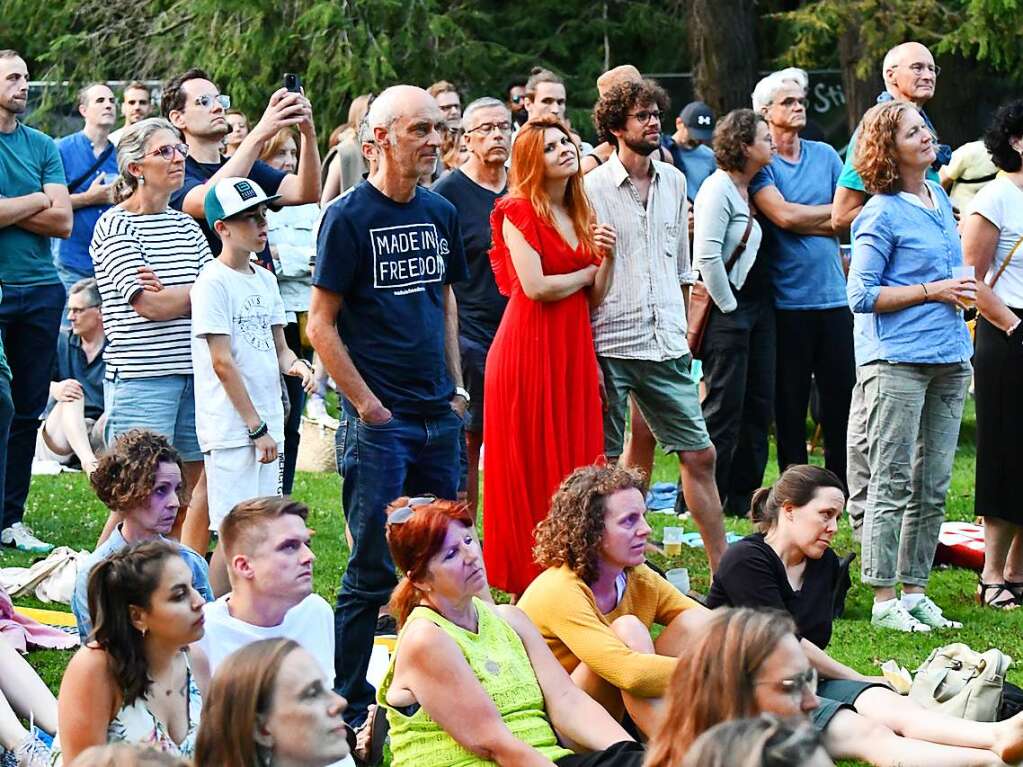 Dekker und Lost in Lona bei Stimmen im Wenkenpark Riehen.