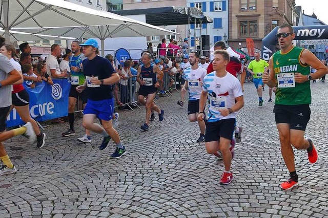 Beim Grand-Prix am Abend zeigen die Lauf-Profis ihr Knnen.  | Foto: Florian Schmieder