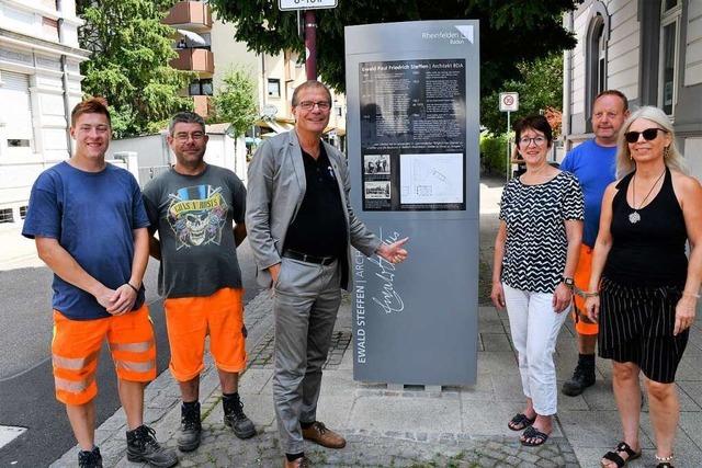 Eine Stele erinnert an Rheinfeldens Stadtplaner Ewald Steffen