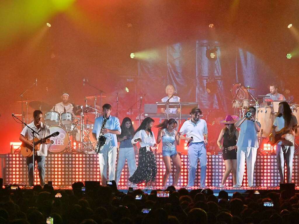 Alvaro Soler auf dem Emmendinger Schlossplatz.