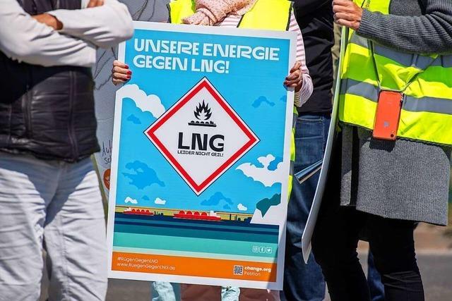 Gegner des LNG-Terminals streuen Zweifel an Betreiber