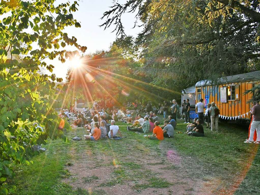 Stimmenkonzerte in familirer Atmosphre im Park des Werkraum Schpflin