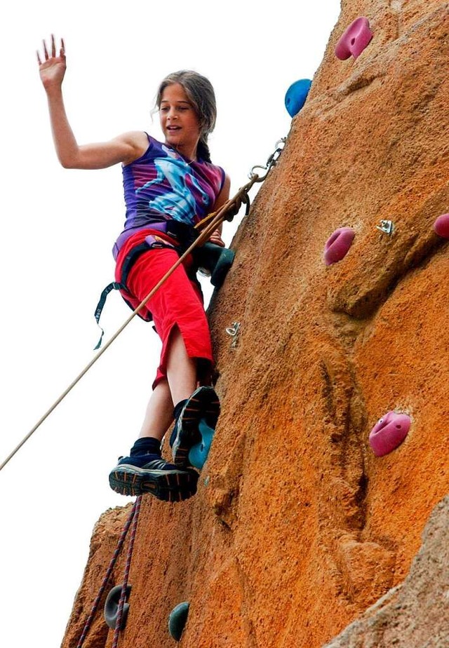 In den Ferien gibt es fr Kinder und Jugendliche Kletterangebote.  | Foto: Wolfgang_Kluge