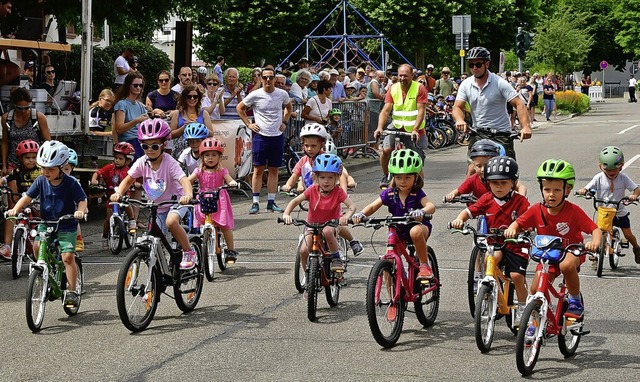 Neben dem Hauptrennen ber 95 Kilomete...s Talent auf dem Fahrrad zu erproben.   | Foto: Dieter Erggelet