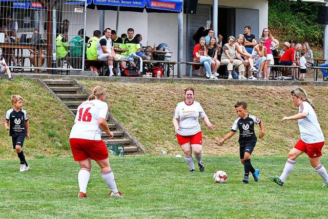 Beim Sportfest in Drlinbach traten am Sonntag Mtter gegen ihre Kinder an.  | Foto: Endrik Baublies