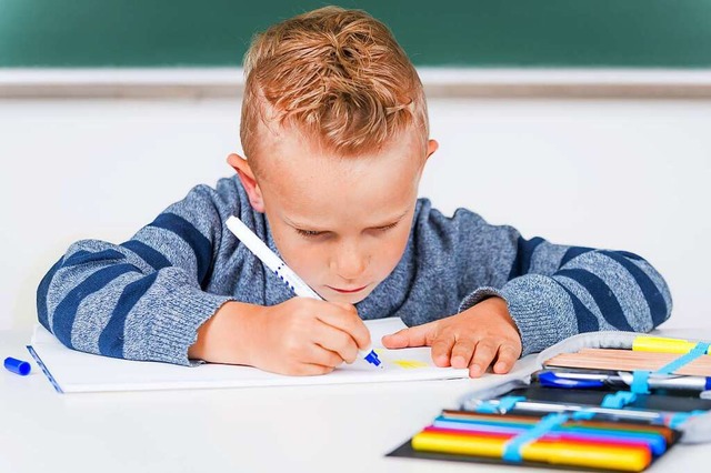 An einigen Schulen gibt es seit einem Jahr Feedback statt Noten.  | Foto: Lauritz           Afflerbach