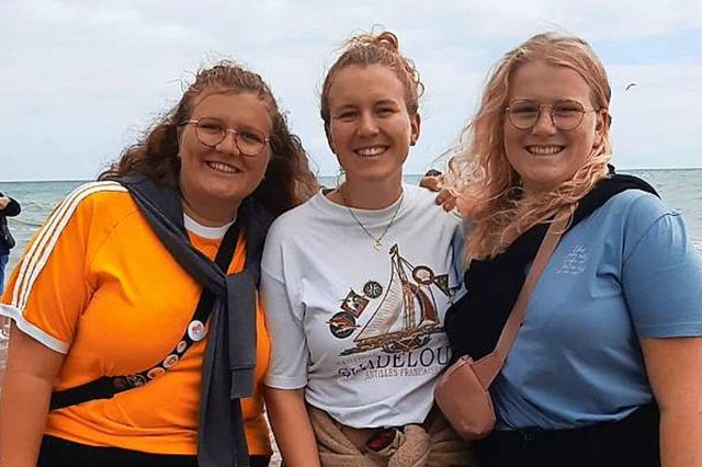 Julia, Katharina und Annika Knller freuen sich auf den Weltjugendtag.  | Foto: Thilo Knller