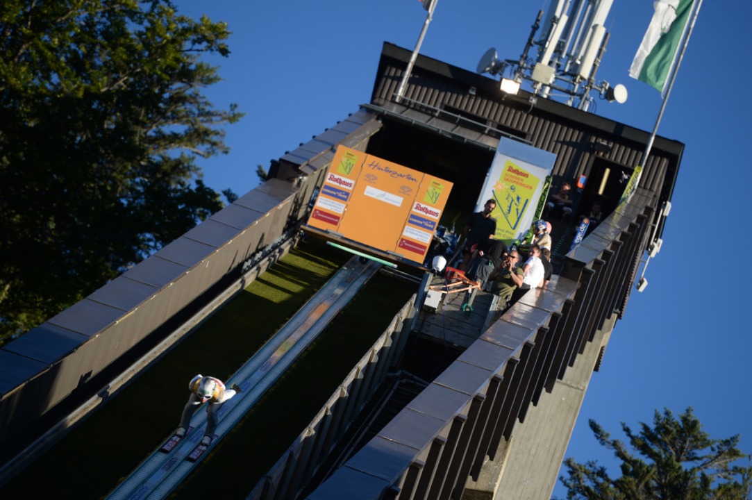 Der letzte Sommer-Grand-Prix in Hinterzarten fand 2019 statt.  | Foto: Patrick Seeger