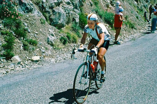 Spter kam das Gelbe Trikot: Angelika ...ance am Anstieg zum Col d&#8217;Izoard  | Foto: Wolfgang Darsch