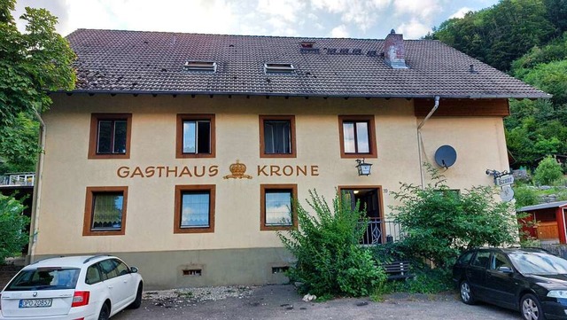 Das  Gasthaus Krone mit ber 200-jhri...gerissen und macht einem Neubau Platz.  | Foto: Tobias Winterhalter