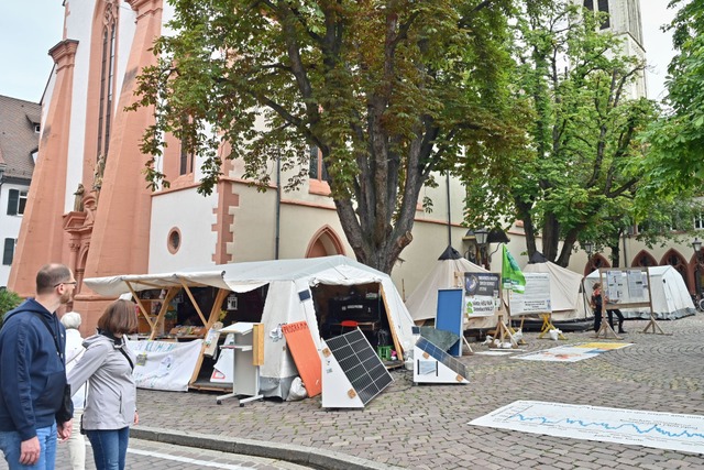 Es gibt nur einen Rathausplatz: Fr de...ie Klimacamper in diesem Winter nicht.  | Foto: Michael Bamberger