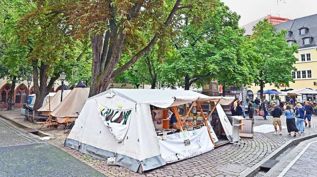 Protest an prominenter Stelle: das Klimacamp auf dem Rathausplatz  | Foto: Michael Bamberger