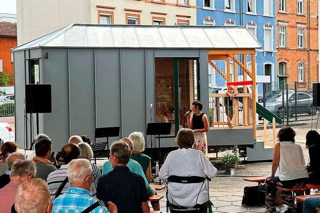 Tiny Church – in Offenburg wurde eine mobile Mini-Kirche eingeweiht