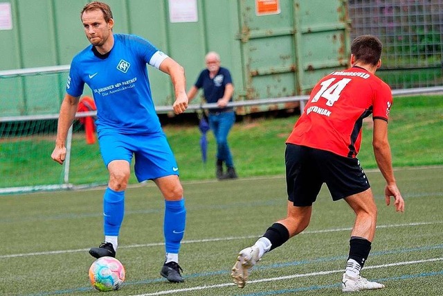 Kapitn und Siegtorschtze Rick Kiefer... in die erste Hauptrunde im Pokal ein.  | Foto: Bernd Seger