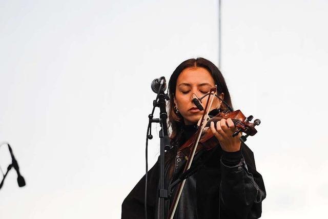 Die Band Triaz spielt in Steinen den Sound der globalisierten Welt