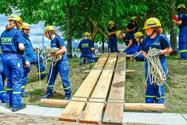 Eine Jugendgruppe beim Wettkampf im Brgerpark  | Foto: Endrik Baublies