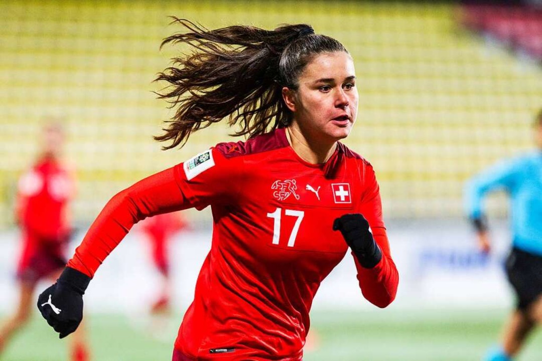 Svenja Fölmli stürmt weiter für den SCF SC Freiburg Badische Zeitung