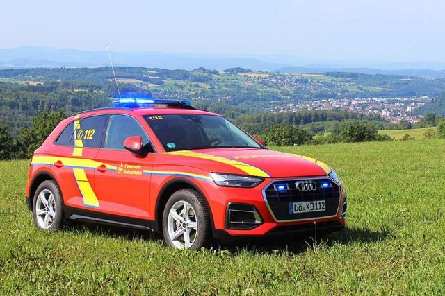 Die Feuerwehr hat den neuen Wagen beim...g oberhalb der Stadt in Szene gesetzt.  | Foto: Feuerwehr