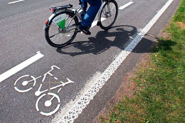 Die Polizei bittet den Radfahrer sich zu melden. Hier ein Symbolfoto.  | Foto: Jens Bttner