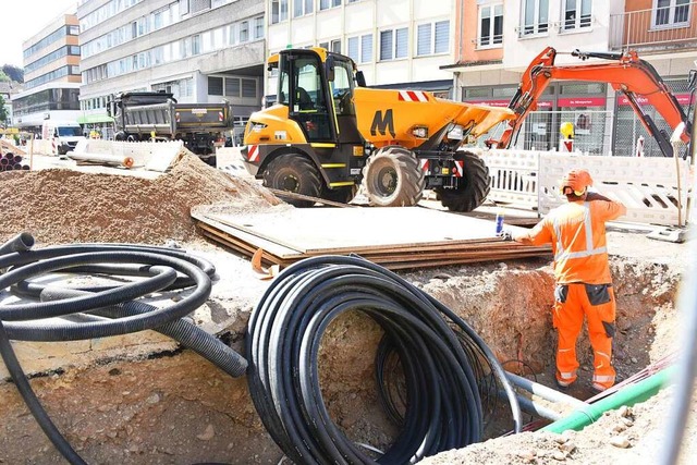 Glasfaser, Kanalisation, Nahwrme: Die...&#8220; zur Fugngerzone umgestaltet.  | Foto: Robert Bergmann