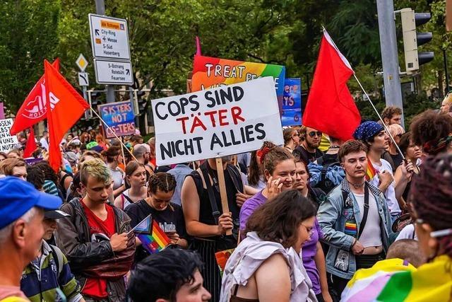 Empörung nach Angriff auf CSD-Parade in Stuttgart
