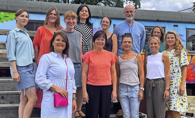 Ein Mann und elf Frauen haben den Quer... arbeiten bereits fr die Stadt Lahr.   | Foto: Stadt Lahr