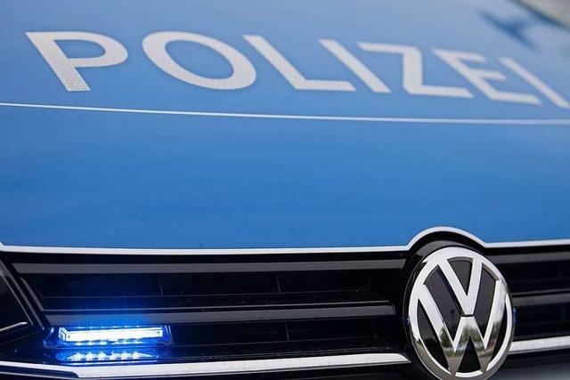 Autofahrer beschdigt Ford Mustang in Vogtsburg und flchtet