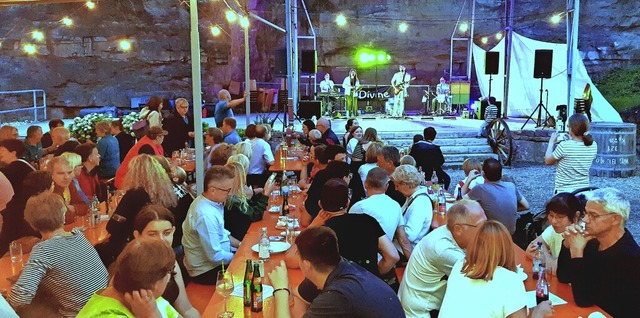 Beste Feststimmung herrschte beim &#82... Msikfest&#8220; im alten Steinbruch.  | Foto: Reiner Merz