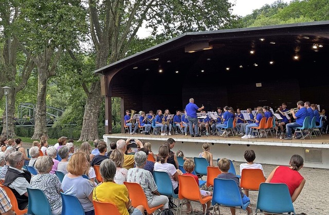 Ensembles der Musikschule  begeisterten an der Schlettstadtallee.  | Foto: Stadt Waldkirch